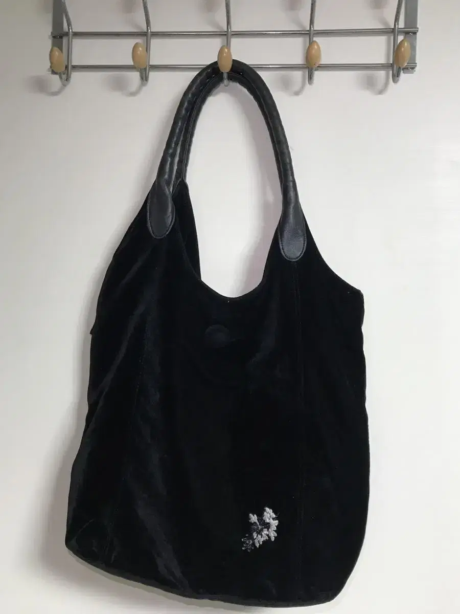 Tomboy velvet hobo bag